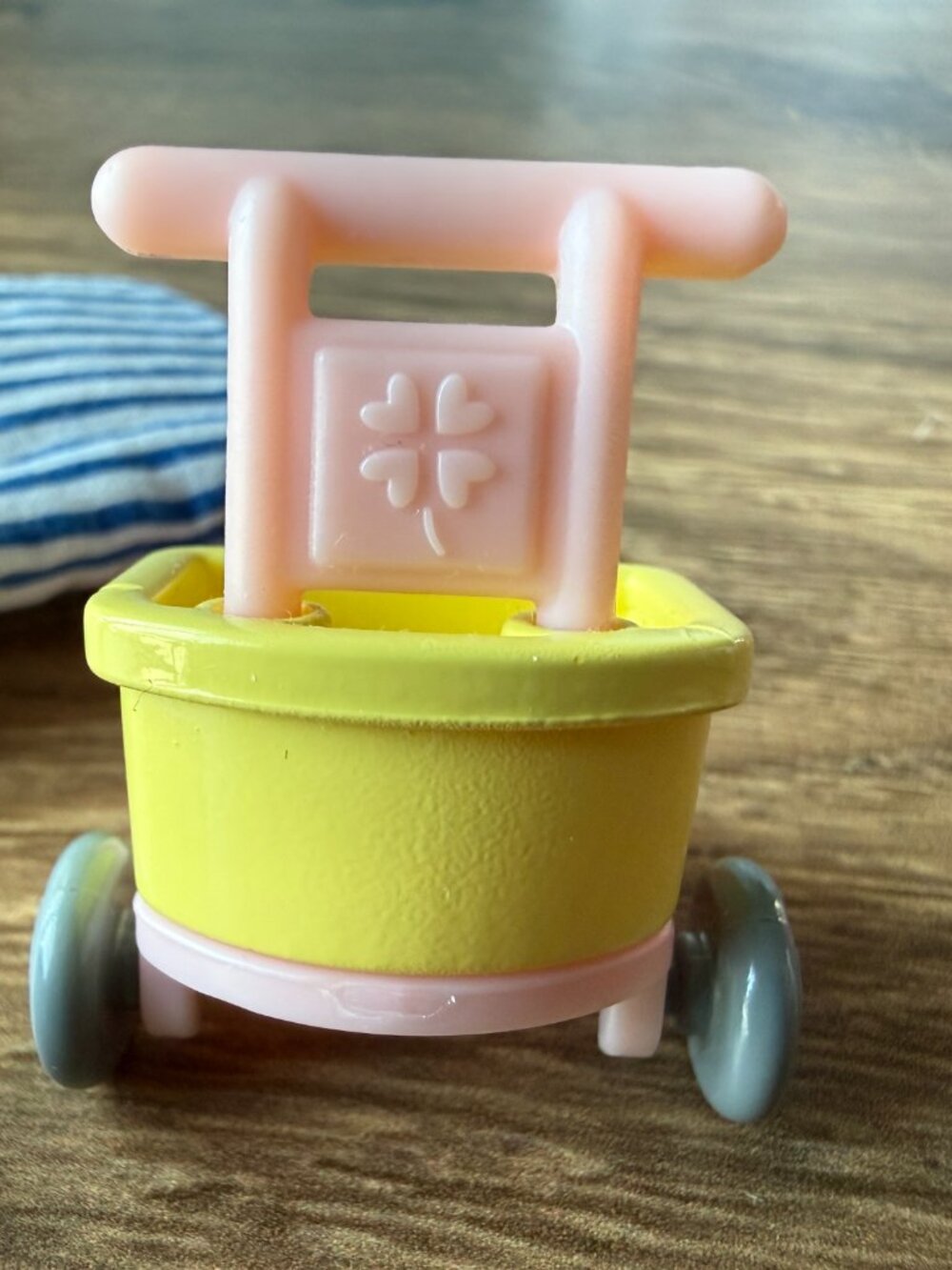 Calico Critters Accessory Lot - Picture 2 of 6